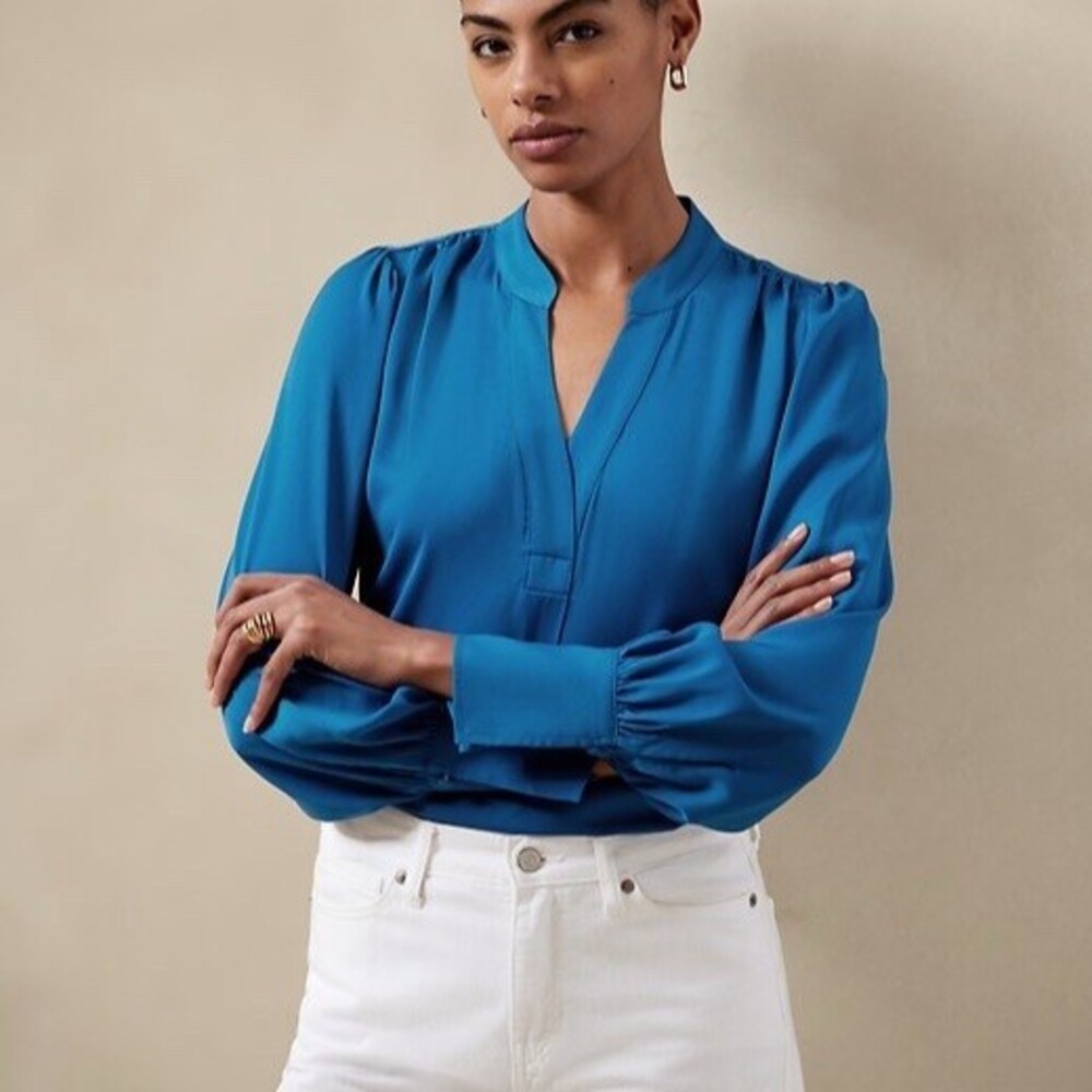 Banana Republic Blouse Womens XS Blue Split Neck Long Sleeve Tunic Top